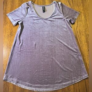 Agnes & Dora EveryDay Women’s Tee-Size Large